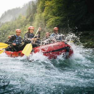 TEST - Půldenní Rafting na Salze